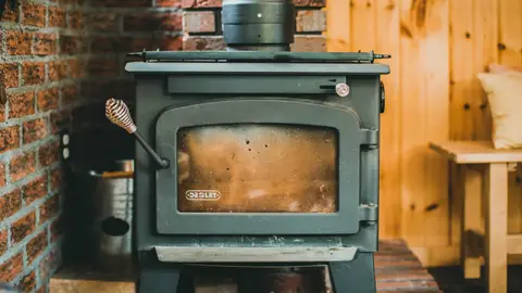 Furnace for Heating a Hut